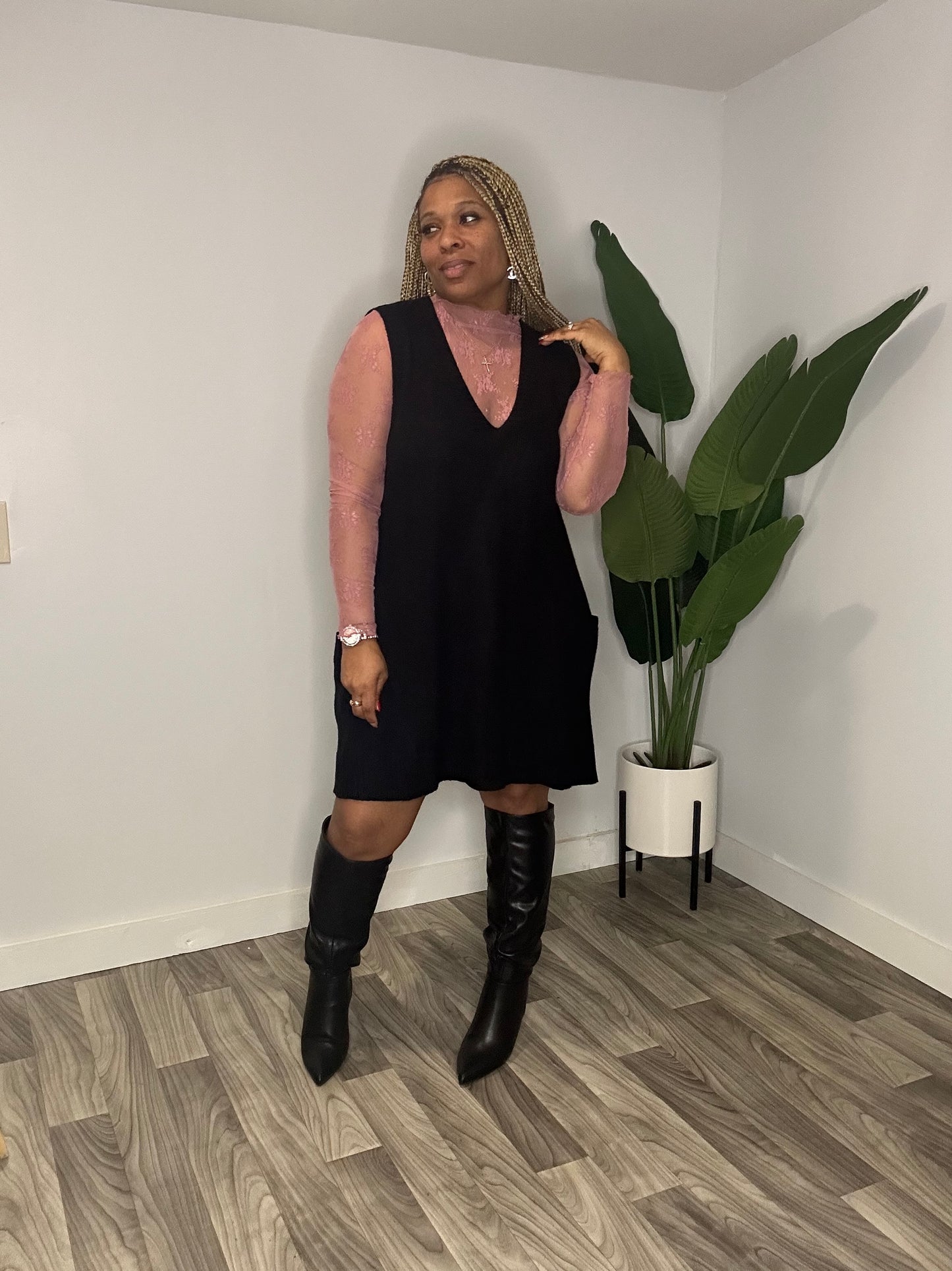 Keeping It Chic Lace Top “Pink”