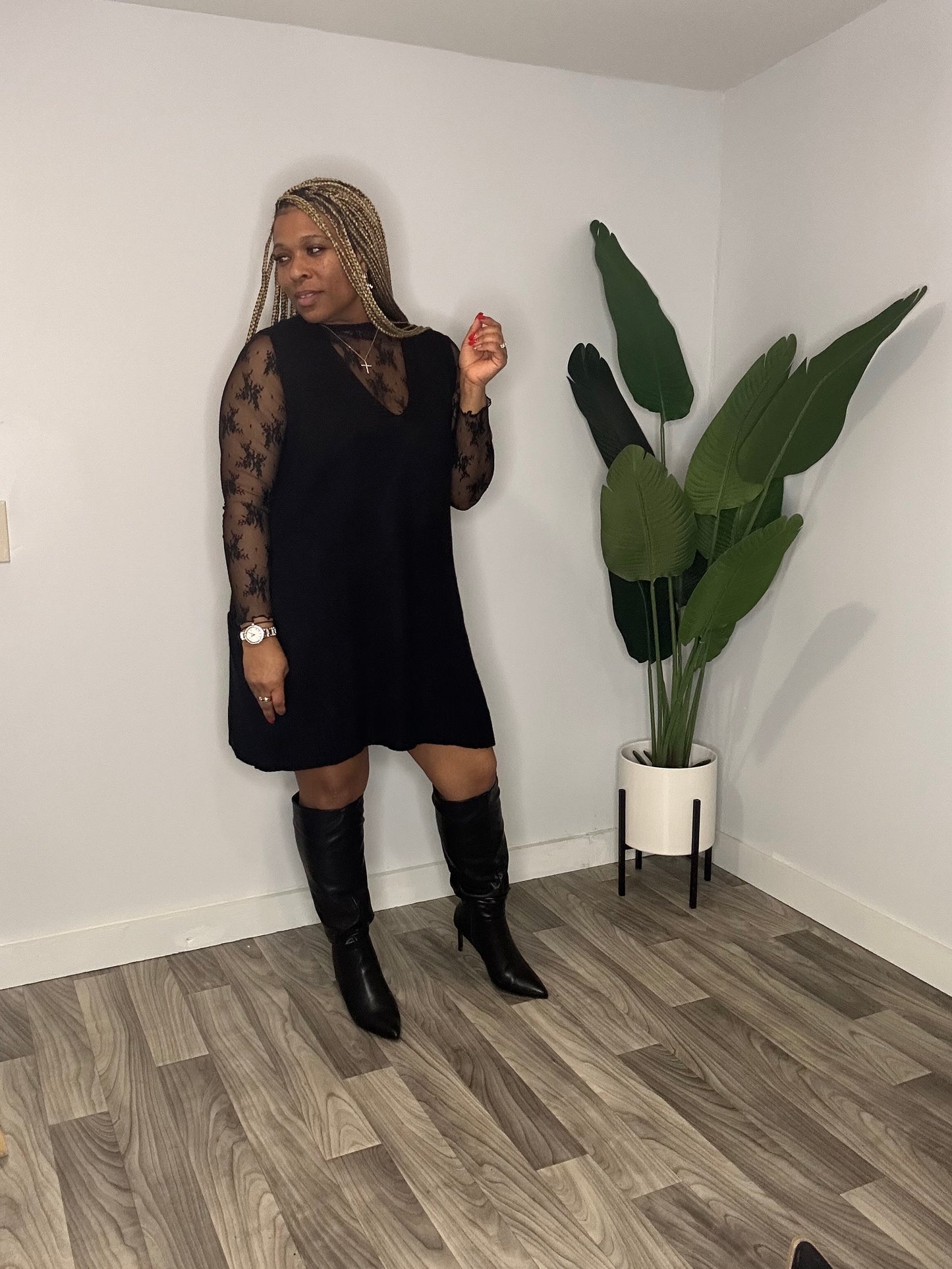 Keeping It Chic Lace Top “Black”