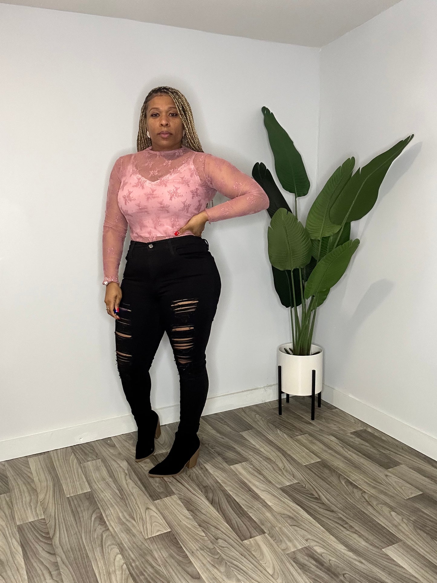Keeping It Chic Lace Top “Pink”