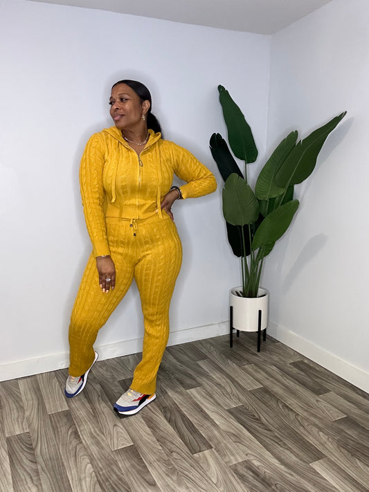 Weekend Flirty Set (Mustard)